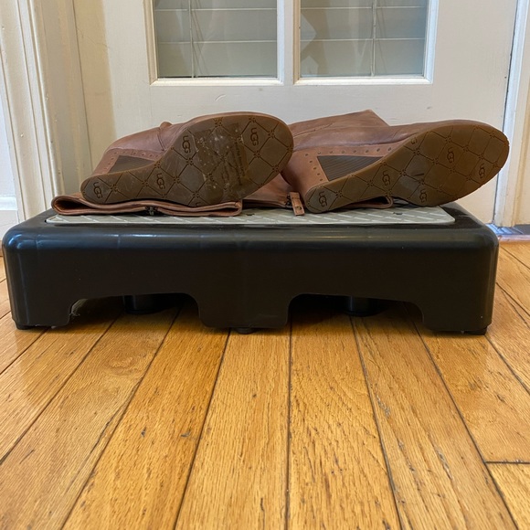 Cute Wedge Tan Leather Boots - Picture 9 of 12